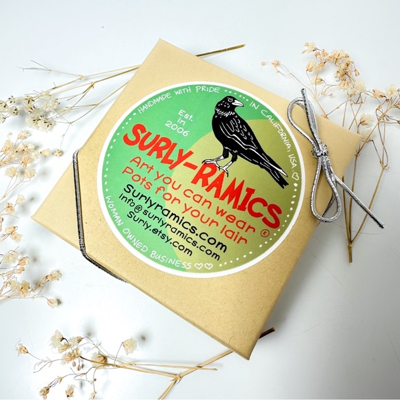 Sculpted Ceramic Skull Necklace with Recycled Silk and Crystal Adjustable Length - Picture 8 of 11